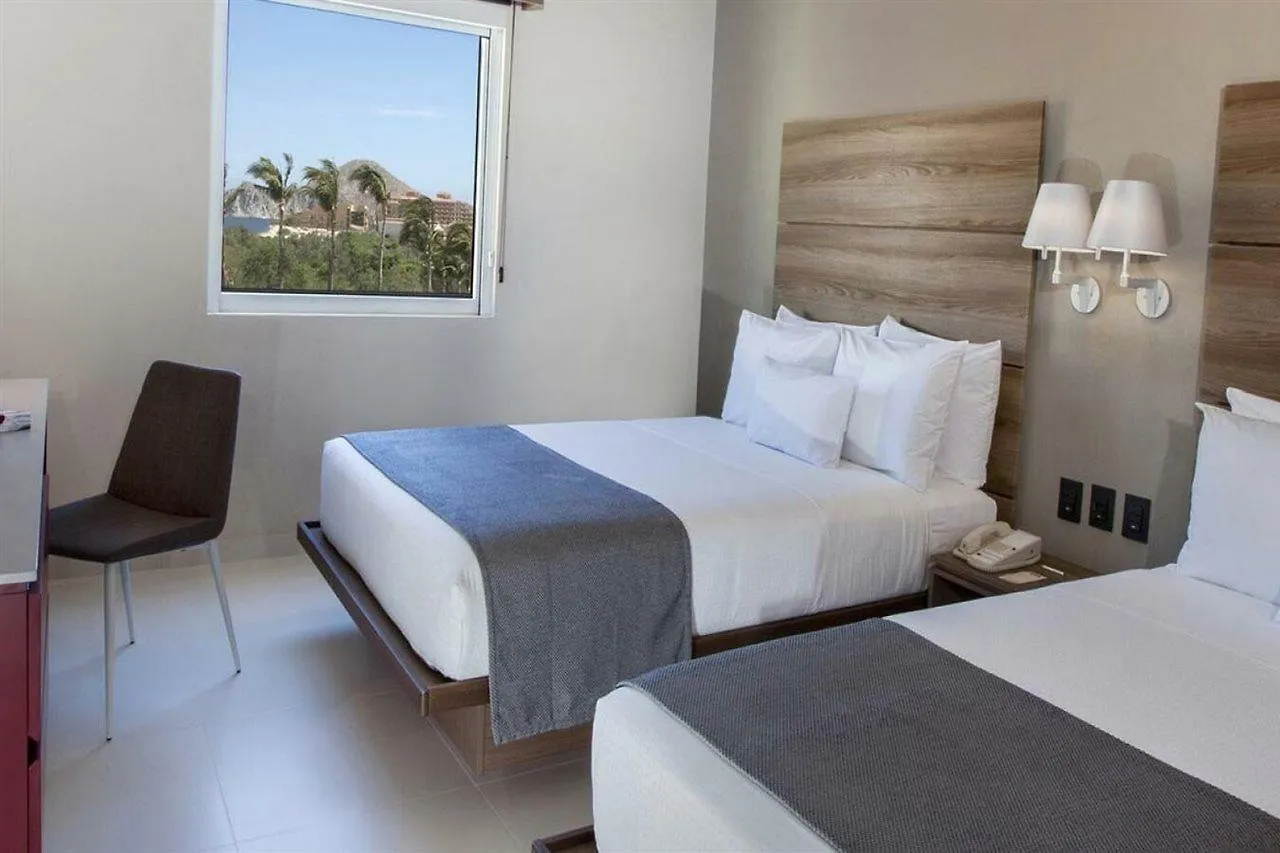 City Express Suites By Marriott Cabo San Lucas 4*,