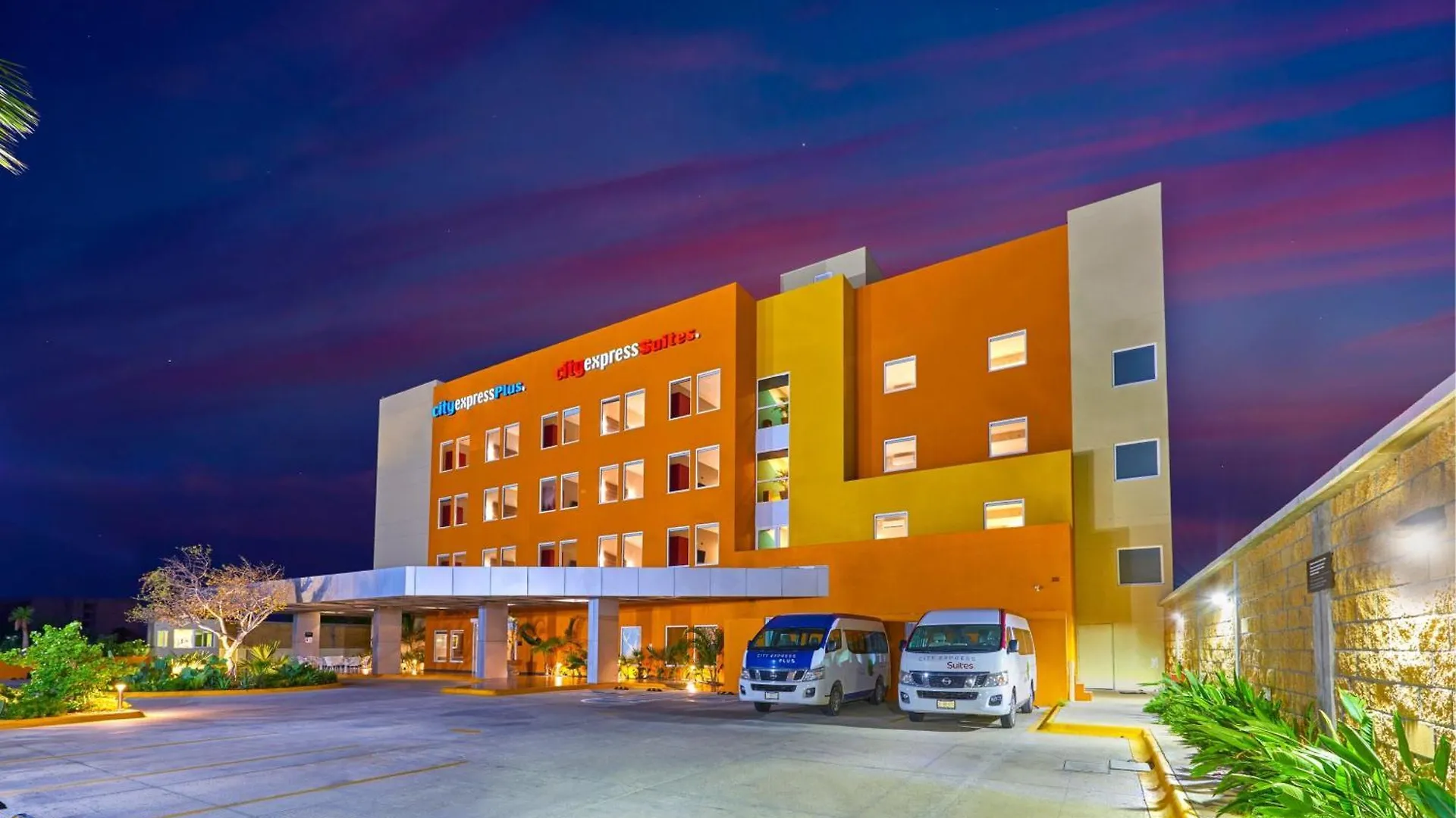 City Express Suites By Marriott Cabo San Lucas Aparthotel