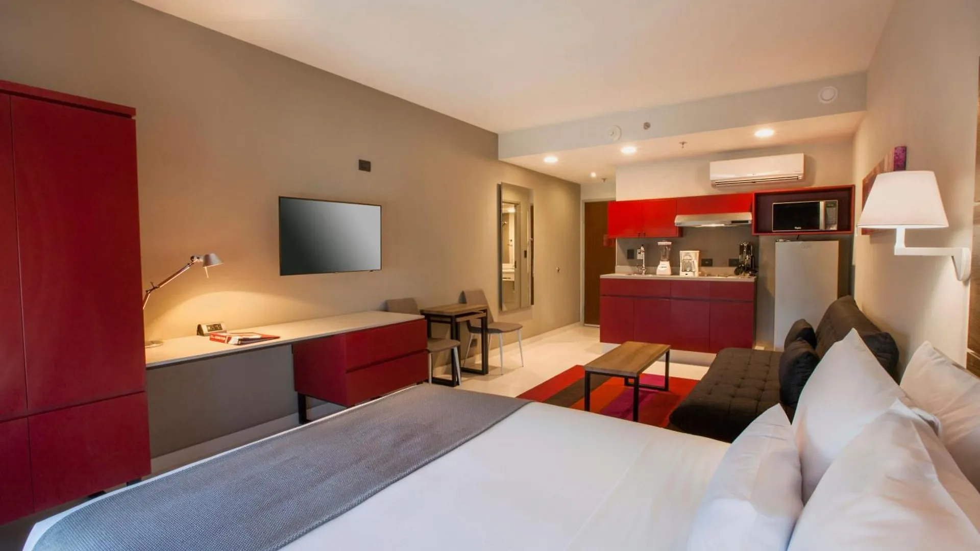 City Express Suites By Marriott Cabo San Lucas Aparthotel