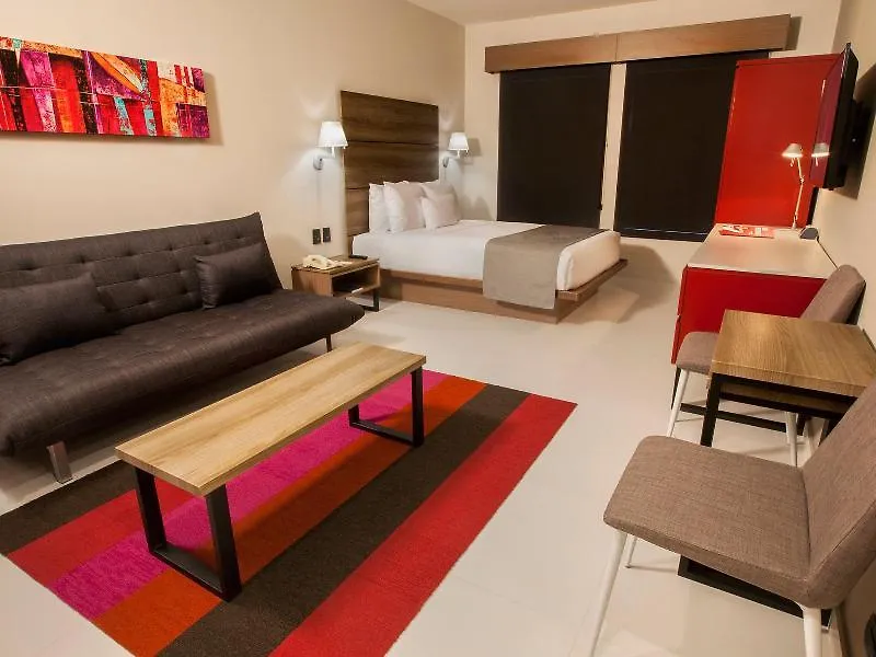 City Express Suites By Marriott Cabo San Lucas