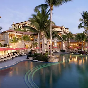 Hacienda Club & Residences Resort
